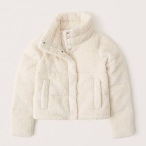 A&F mini puffer in cream color, XXS small